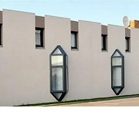 The Originals City, Novella Confort, Nantes Est 2* Carquefou