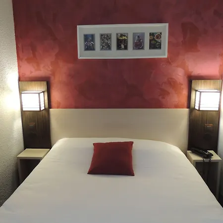 Hotell The Originals City, Novella Confort, Nantes Est 2*