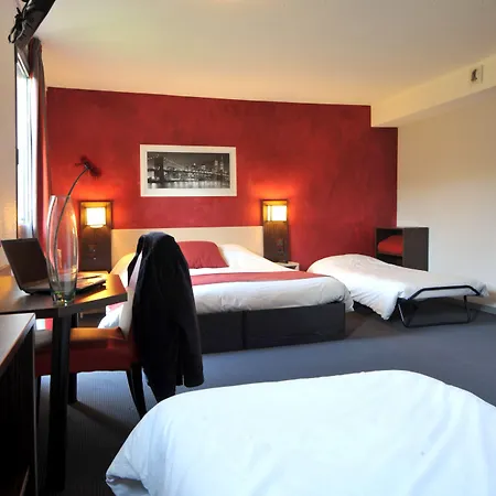 The Originals City, Novella Confort, Nantes Est Hotel 2*