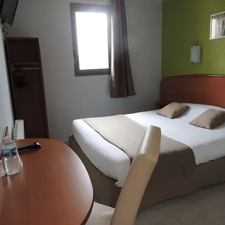 Hotel The Originals City, Novella Confort, Nantes Est 2*