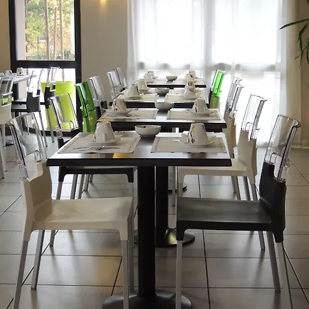 The Originals City, Novella Confort, Nantes Est 2*
