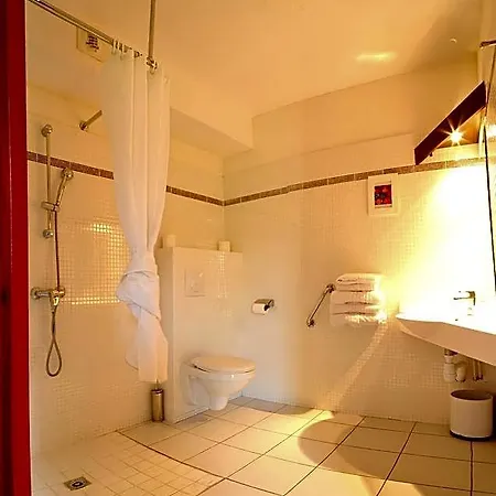 Hotel The Originals City, Novella Confort, Nantes Est Carquefou