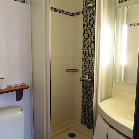 Hotell The Originals City, Novella Confort, Nantes Est Carquefou