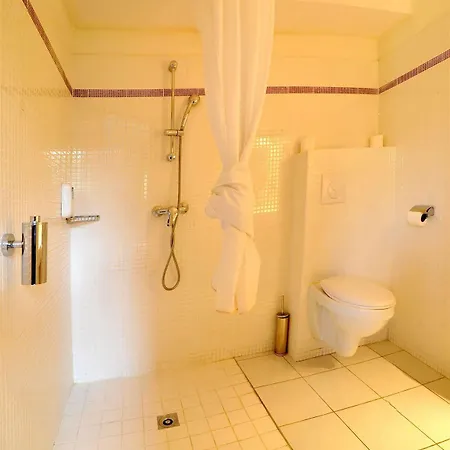 The Originals Access, Nantes Est Hotel 2*